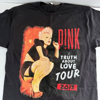 LOT 92A: P!nk, Amy Winehouse & Gwen Stefani CDs, Feetwood Mac DVD, XL Pink 2013 Tour Shirt, Pat Benatar & Blondie Tapes & More