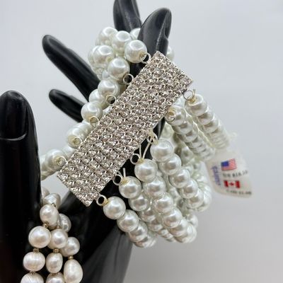 LOT 162J: Vintage Freshwater Pearl Bracelet, Faux & Freshwater Pearl Necklaces
