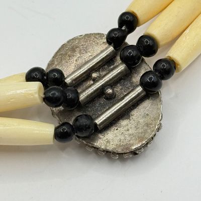 LOT 146F: Mother of Pearl Inlay 925 Cuff & Shell Choker Necklace