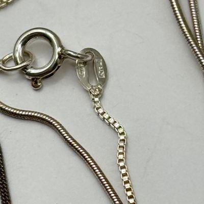 LOT 148F: Five (5) Vintage 925 Sterling Silver Circle Pendant Necklaces (40.4gtw)
