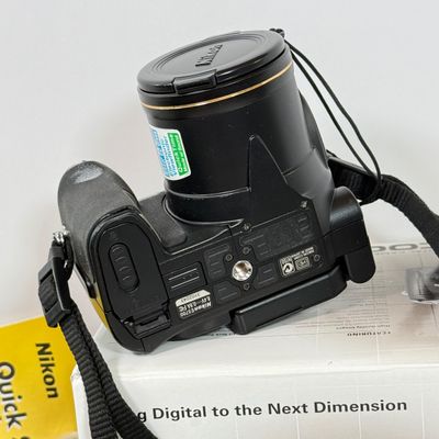 LOT 72A: Nikon CoolPix 5700 Digital Camera w/ Box & Manuals