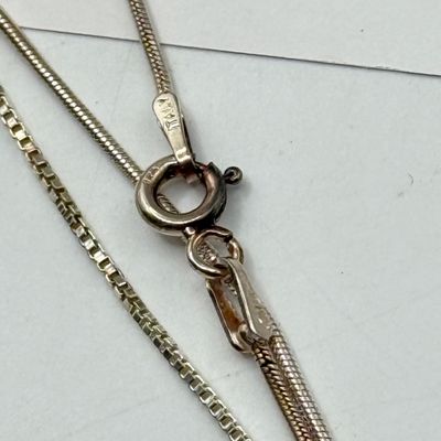 LOT 148F: Five (5) Vintage 925 Sterling Silver Circle Pendant Necklaces (40.4gtw)