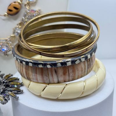 LOT 156J: Vintage Amber & Brass Toned Jewelry Collection