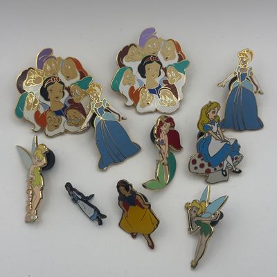 LOT 105P: Disney Princess Pins: WDW Trading Pins & Vintage Pins