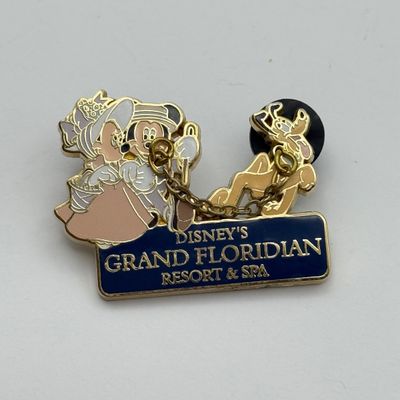 LOT 120P: Amex White Glove Vacation Package Exclusive Peter Pan Where Dreams Come True Pin & WDW Resort Trading Pins circa 2001:...