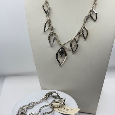 LOT 153J: Monet Leaf Necklace & Bracelet Set, Wire Necklaces, Bracelets & More