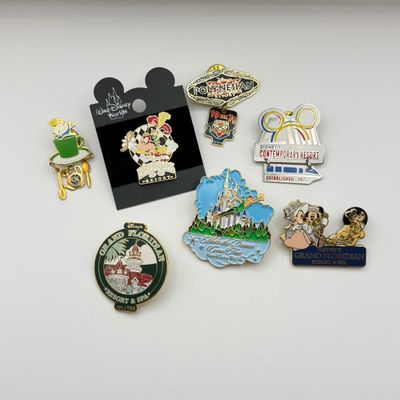 LOT 120P: Amex White Glove Vacation Package Exclusive Peter Pan Where Dreams Come True Pin & WDW Resort Trading Pins circa 2001:...