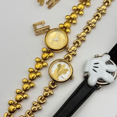 LOT 211J: Goldtone Mickey & Minnie Watches, Large Disney Parks Mickey Watch & More