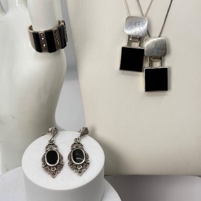 Sale Photo Thumbnail #182