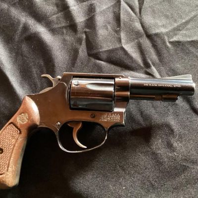 No. 14- Smith & Wesson 36 Revolver 38 Special