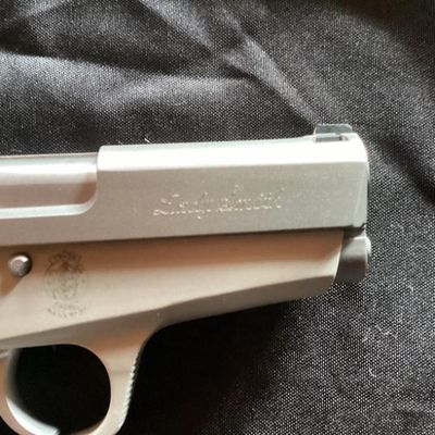 No. 19- Smith & Wesson 3913 Lady Smith Semi-Auto 9mm