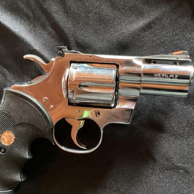No. 24- Colt Python Revolver 357 Mag.