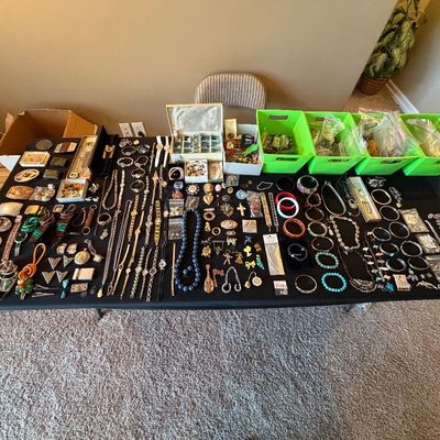 Sale Photo Thumbnail #40