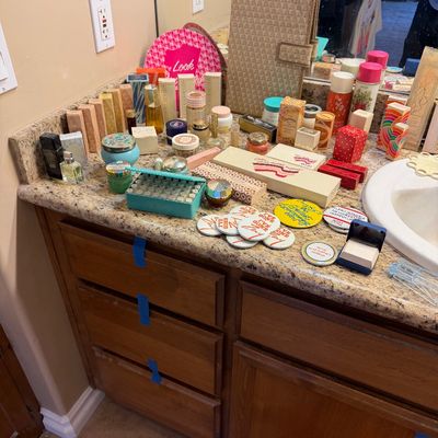 Sale Photo Thumbnail #336