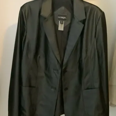 Outbrook Black Faux Leather Blazer Jacket | Women’s Large