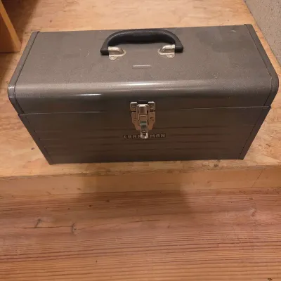 Craftsman Classic Gray Metal Tool Box with Removable Tray