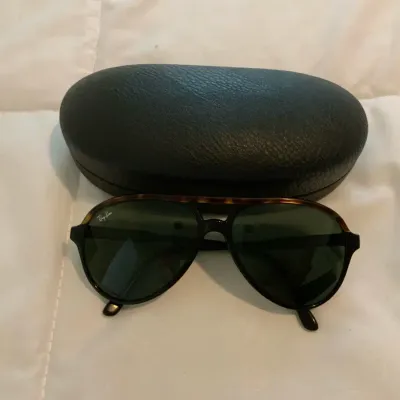 Ray-Ban Aviator-Style Sunglasses with Hard Case