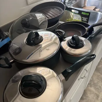 Nonstick Cookware Collection with Frying Pans, Saucepans & Dutch Oven