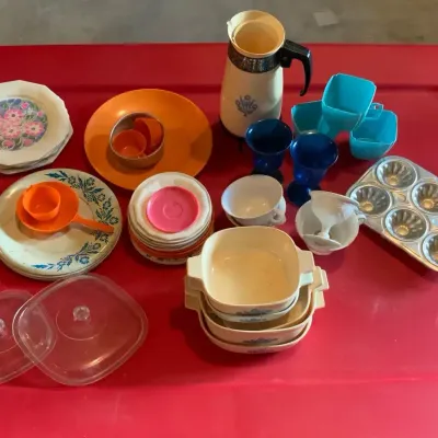 Vintage Child’s Toy Kitchen Dish Set – Plates, Cups, Pitcher, Bakeware & More