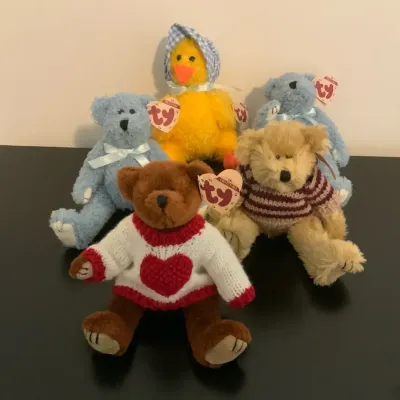 TY Beanie Babies Collection | Bluebeary, Casanova, Chelsea & Bonnie