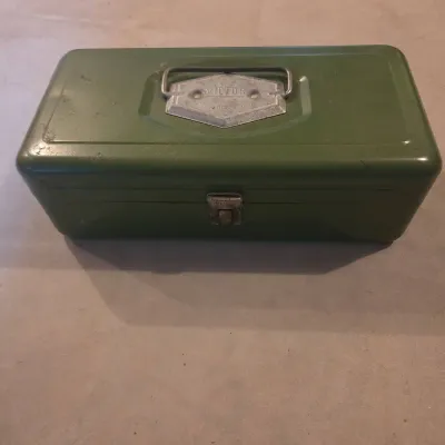 Vintage Victor Green Metal Tackle Box / Tool Box - Lititz, PA USA