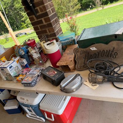 Estate sale photo