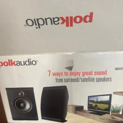 Polk audio speakers