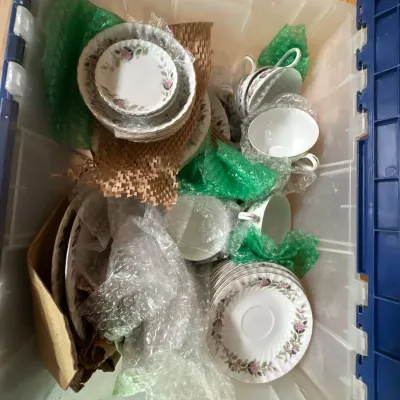 Creative fine china (Japan)