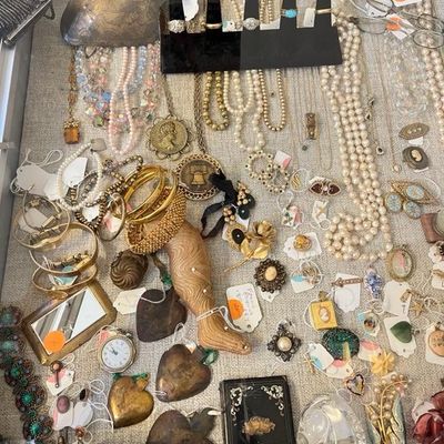 Sale Photo Thumbnail #116