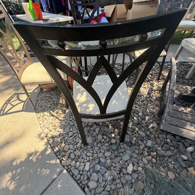 Table and iron chairs 