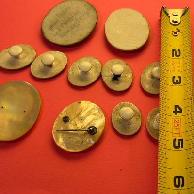 Antique Porcelain Mother of Pearl Buttons / Brooch Parts Lot