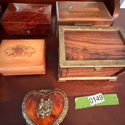 Vintage Music Boxes / Trinket Boxes Lot