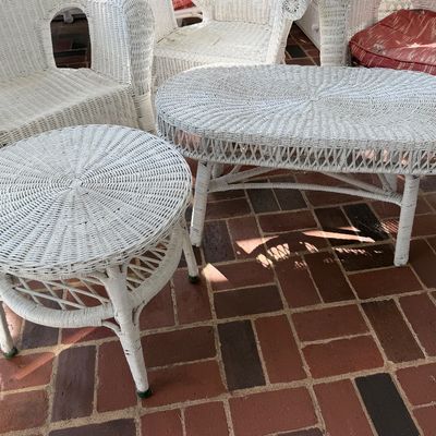Large White Wicker Lot