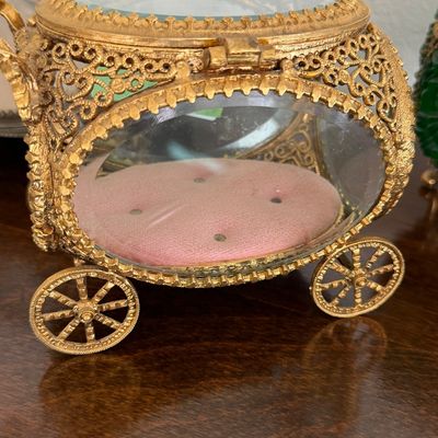 Assorted Vintage Lot - Transparent Jewelry Cases