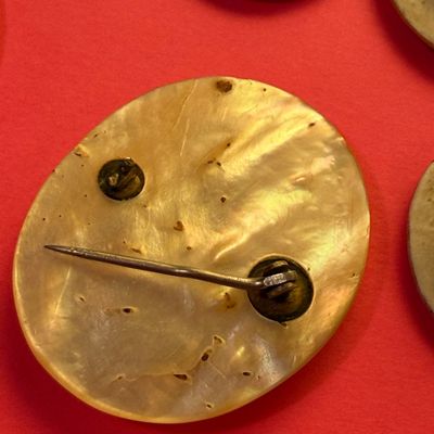 Antique Porcelain Mother of Pearl Buttons / Brooch Parts Lot
