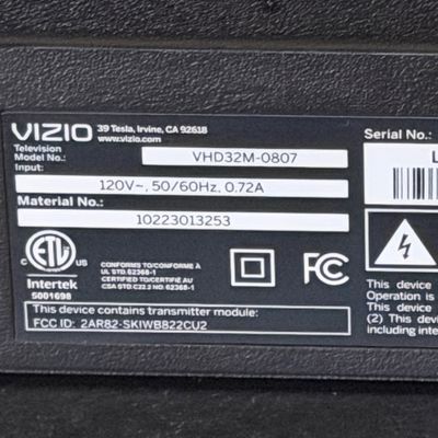 Vizio 32” Flat Screen TV