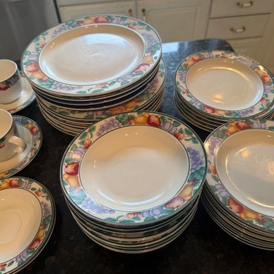 INTRO Stoneware