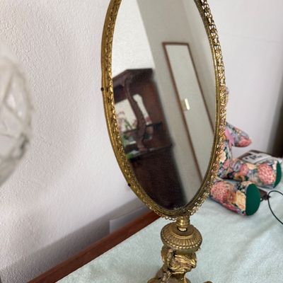 Vintage Table Lamp & Vanity Mirror