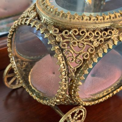 Assorted Vintage Lot - Transparent Jewelry Cases