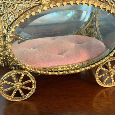 Assorted Vintage Lot - Transparent Jewelry Cases
