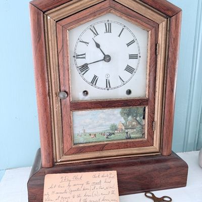 Antique Seth Thomas Mantle Clock w/ key