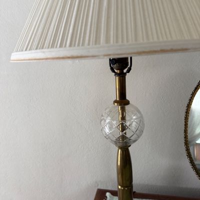 Vintage Table Lamp & Vanity Mirror