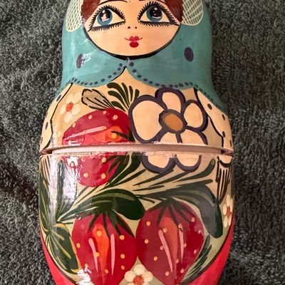 Hand Painted Russian Wooden Nesting Doll Set