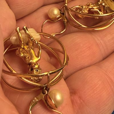 Vintage William Ruser 14k Yellow Gold Pendant and Earring Set