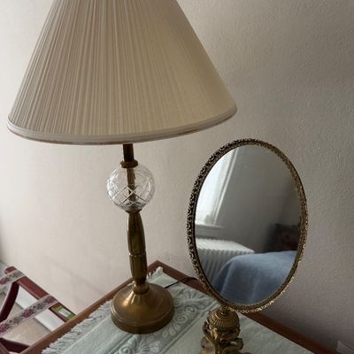 Vintage Table Lamp & Vanity Mirror