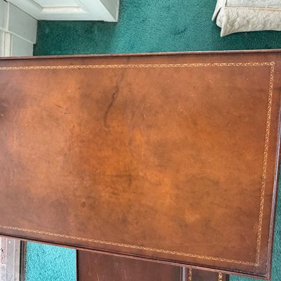 Matching Leather Top Furnishings