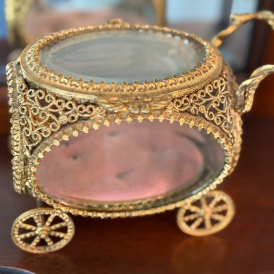 Assorted Vintage Lot - Transparent Jewelry Cases
