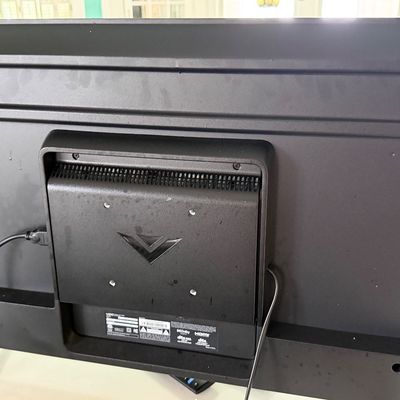 Vizio 32” Flat Screen TV