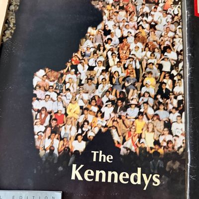 Vintage Kennedy Magazines Lot