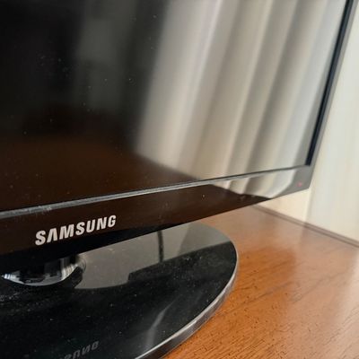 Samsung 26” TV Model# UN26D4003BD